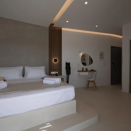 מלון דירות Kastraki Riviera Suites 4*