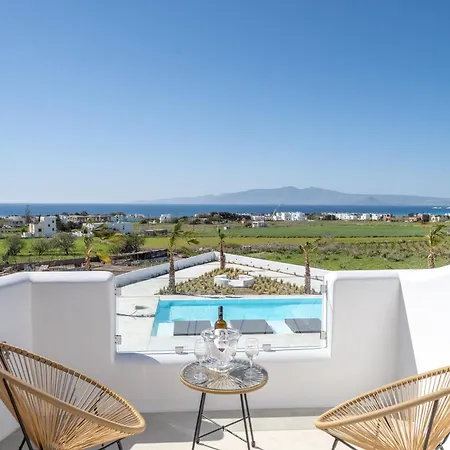 Deluxe Sea View Apartment
